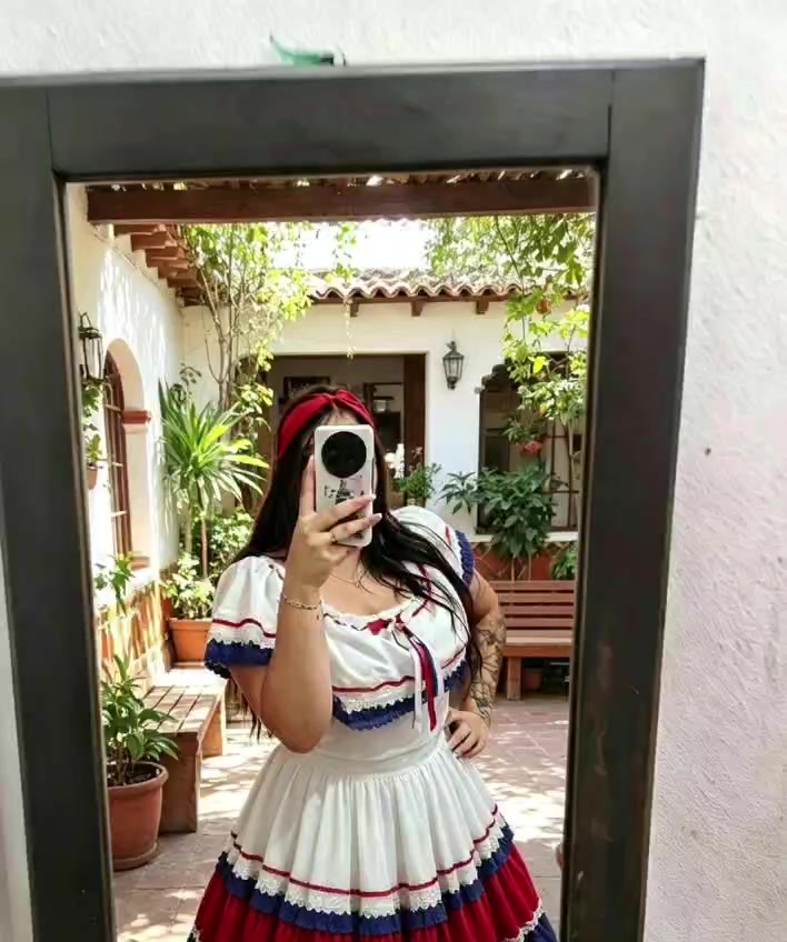 @M Diaz Mejia