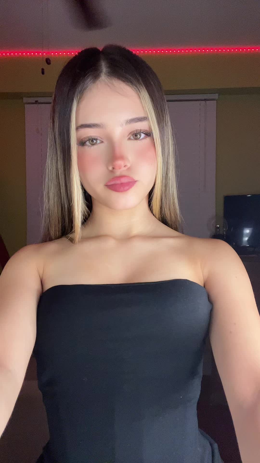 @𝔅𝔩𝔞𝔫𝔮𝔲𝔦𝔱𝔞 🌙