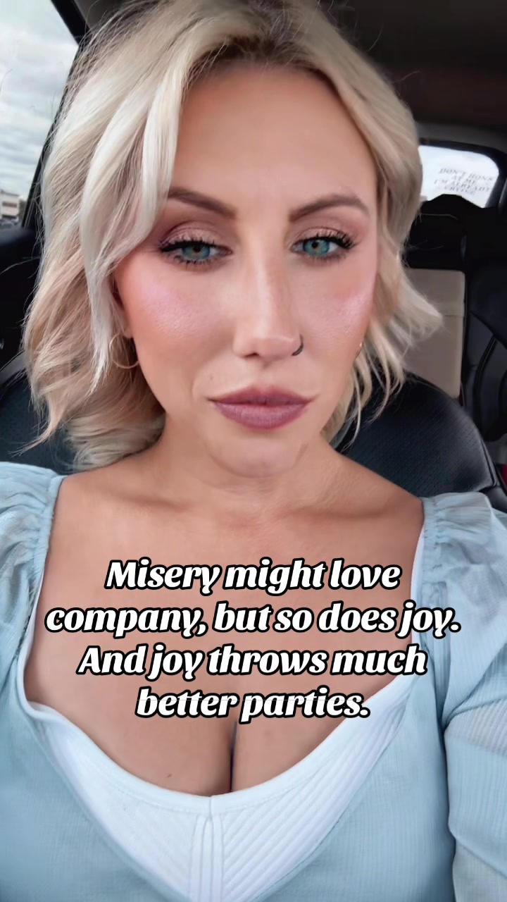 @Lauren Amber