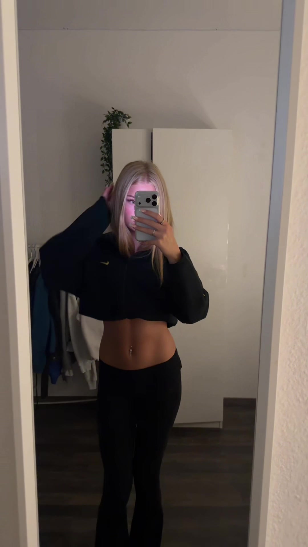 @Lis