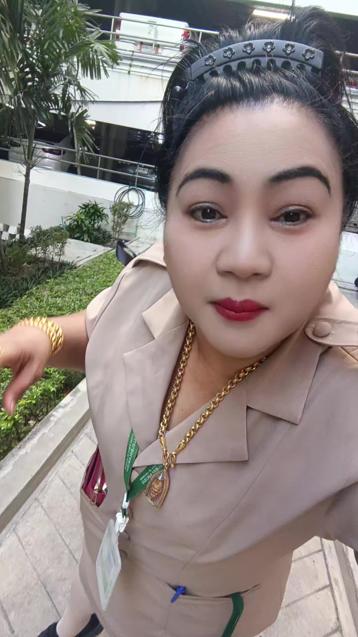 @ชุลีพร ใจเย็น