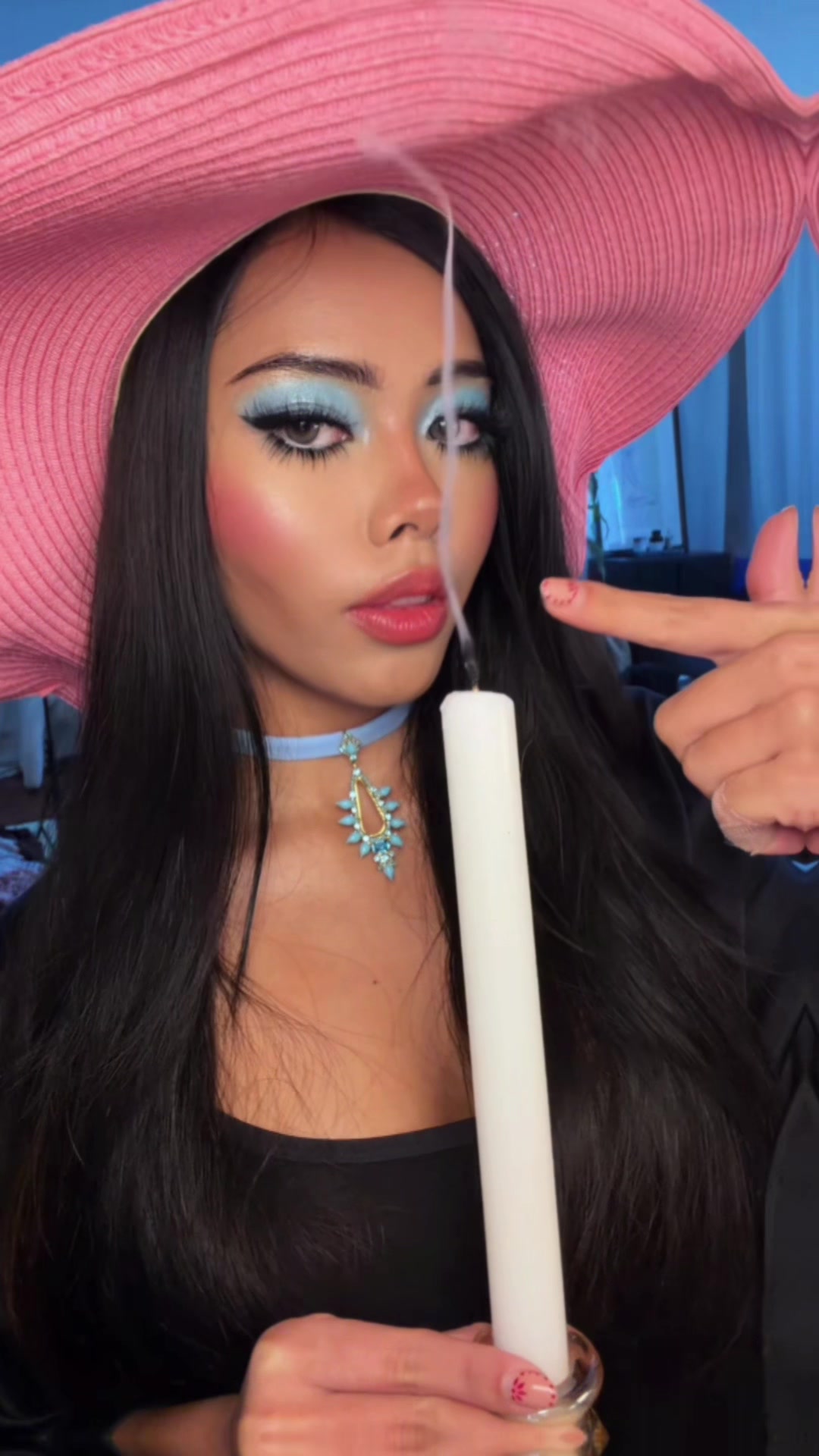 @Aili