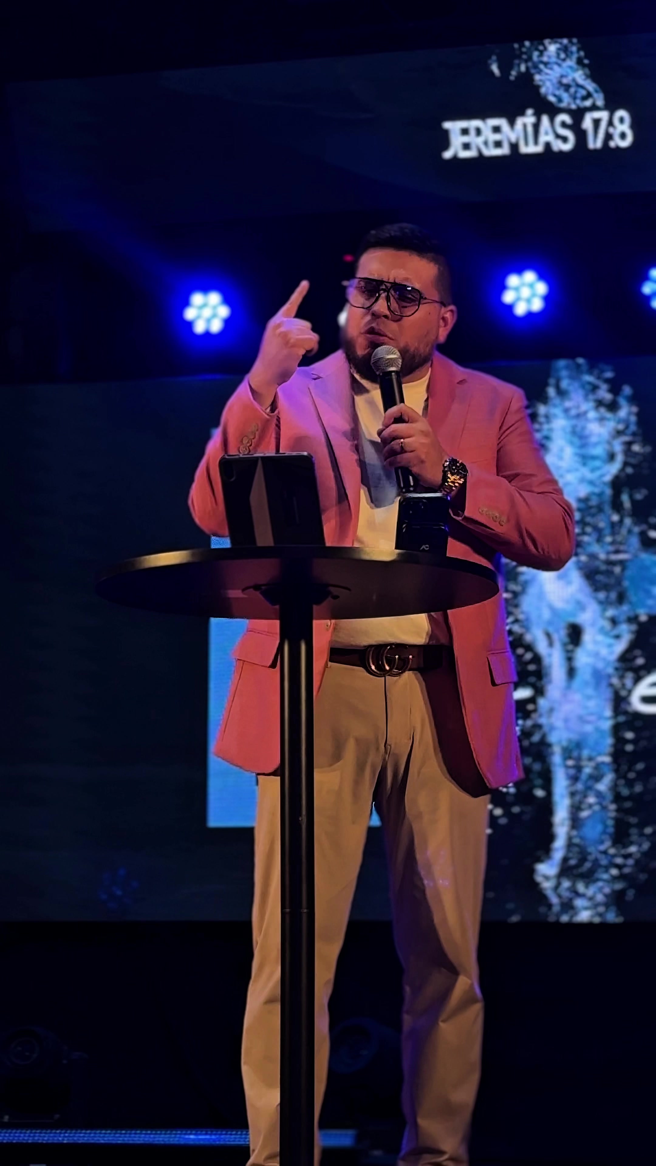 @Pastor Berny M&aacute;rquez