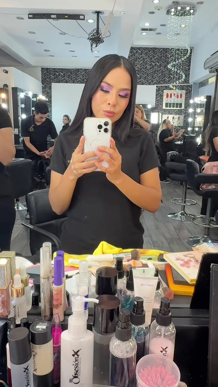 @🍓✨nely_mua✨🍓