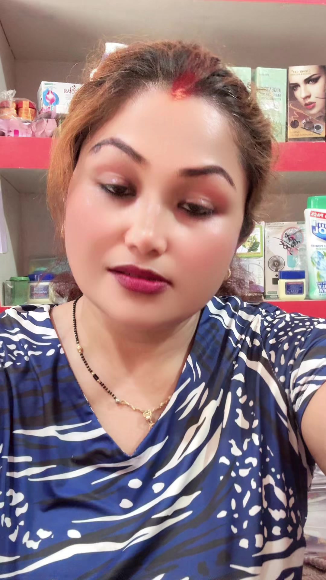 @{मीरा फेन्सी कस्मेटी}