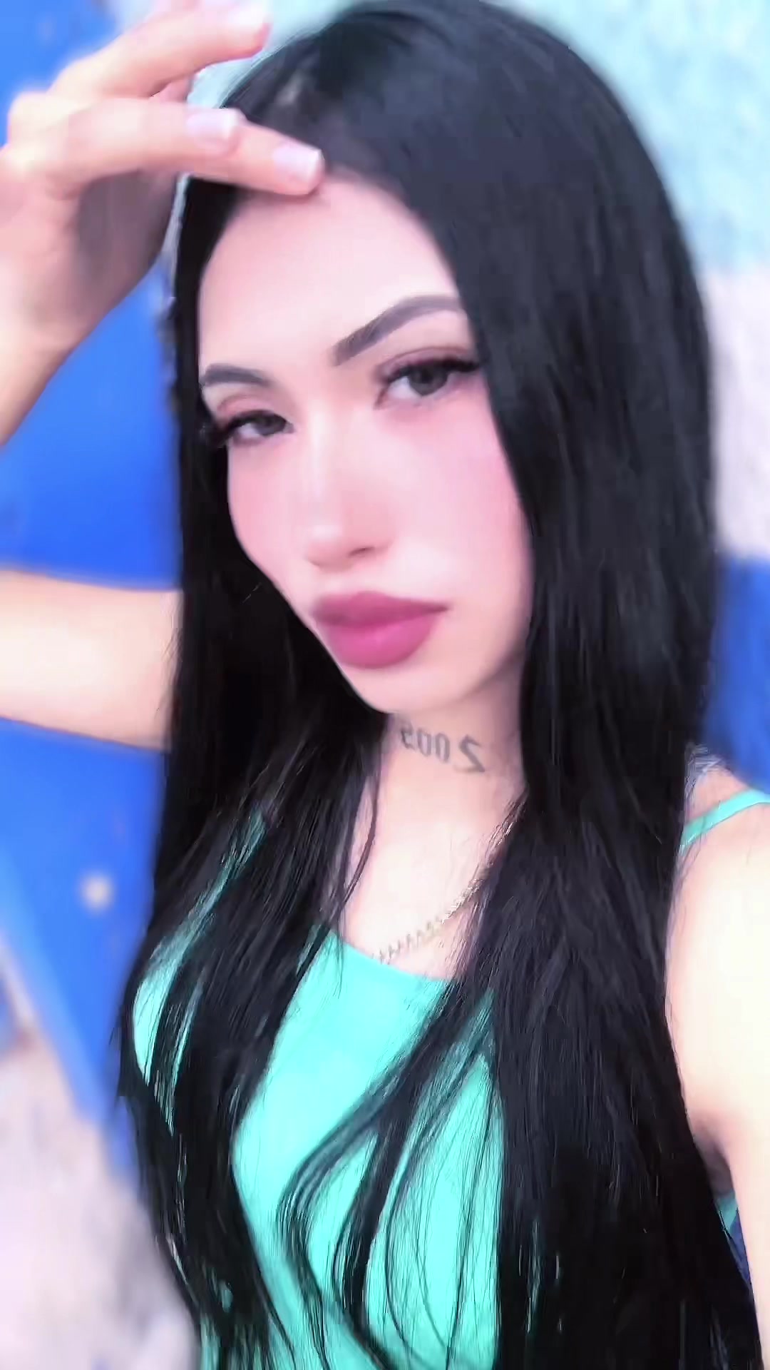 @Janely