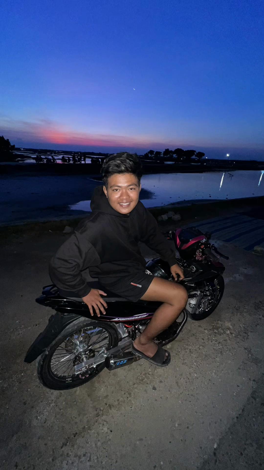 @Royhan_arisandy