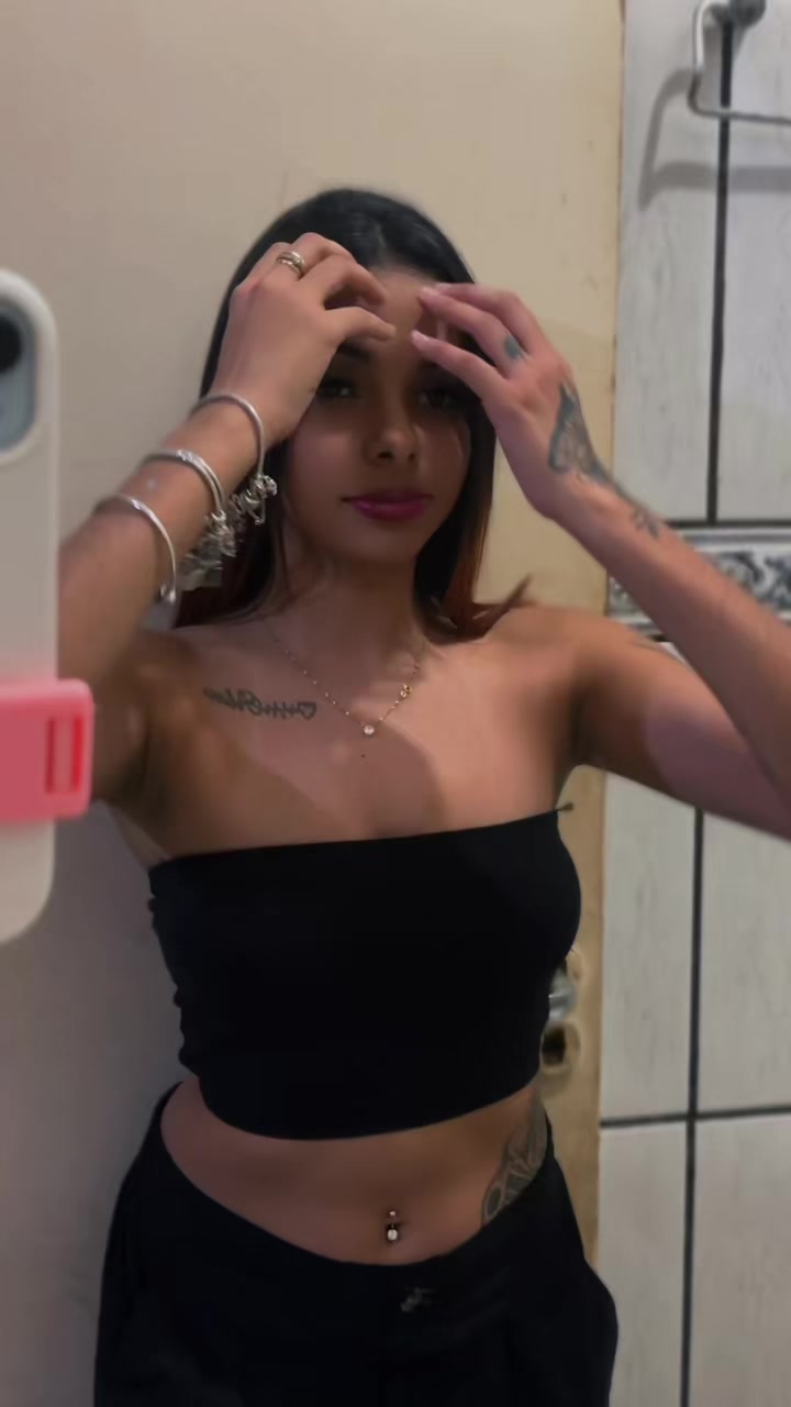 @Karininha 🐈&zwj;⬛