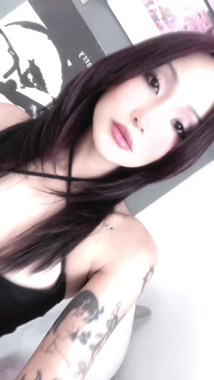 @dreaming_in_a_dream