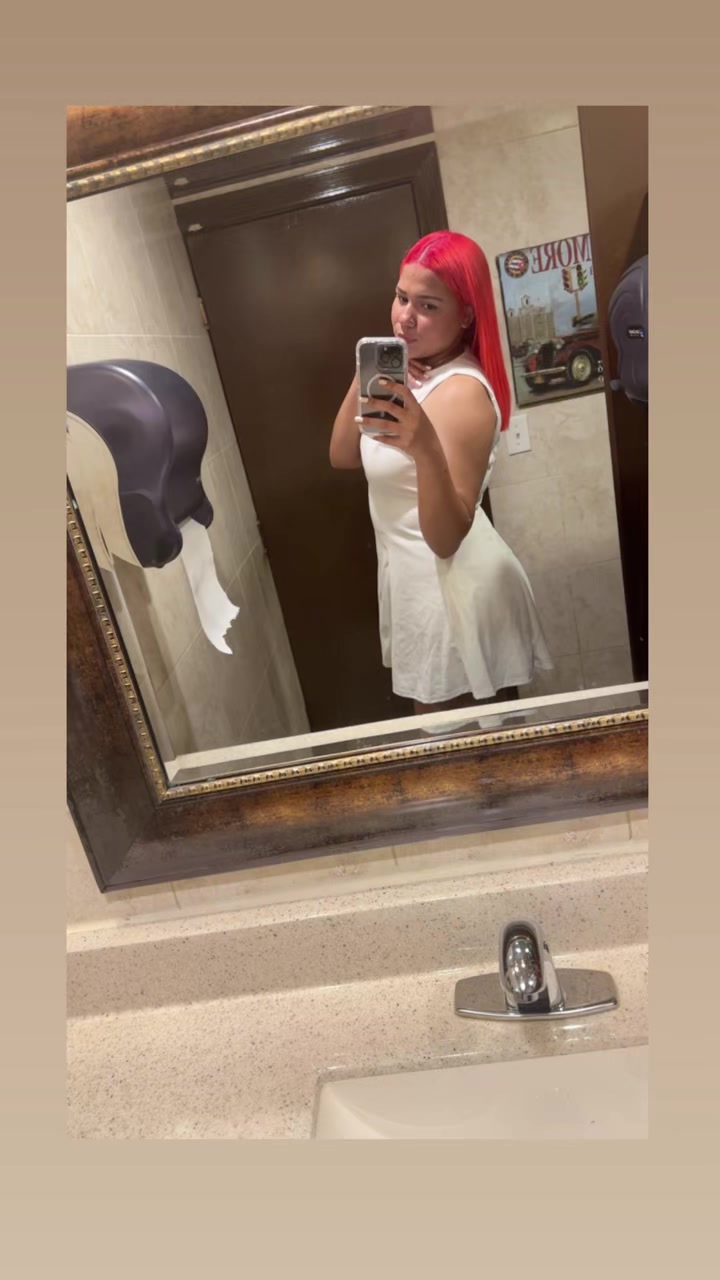@Nikyy🍒💋
