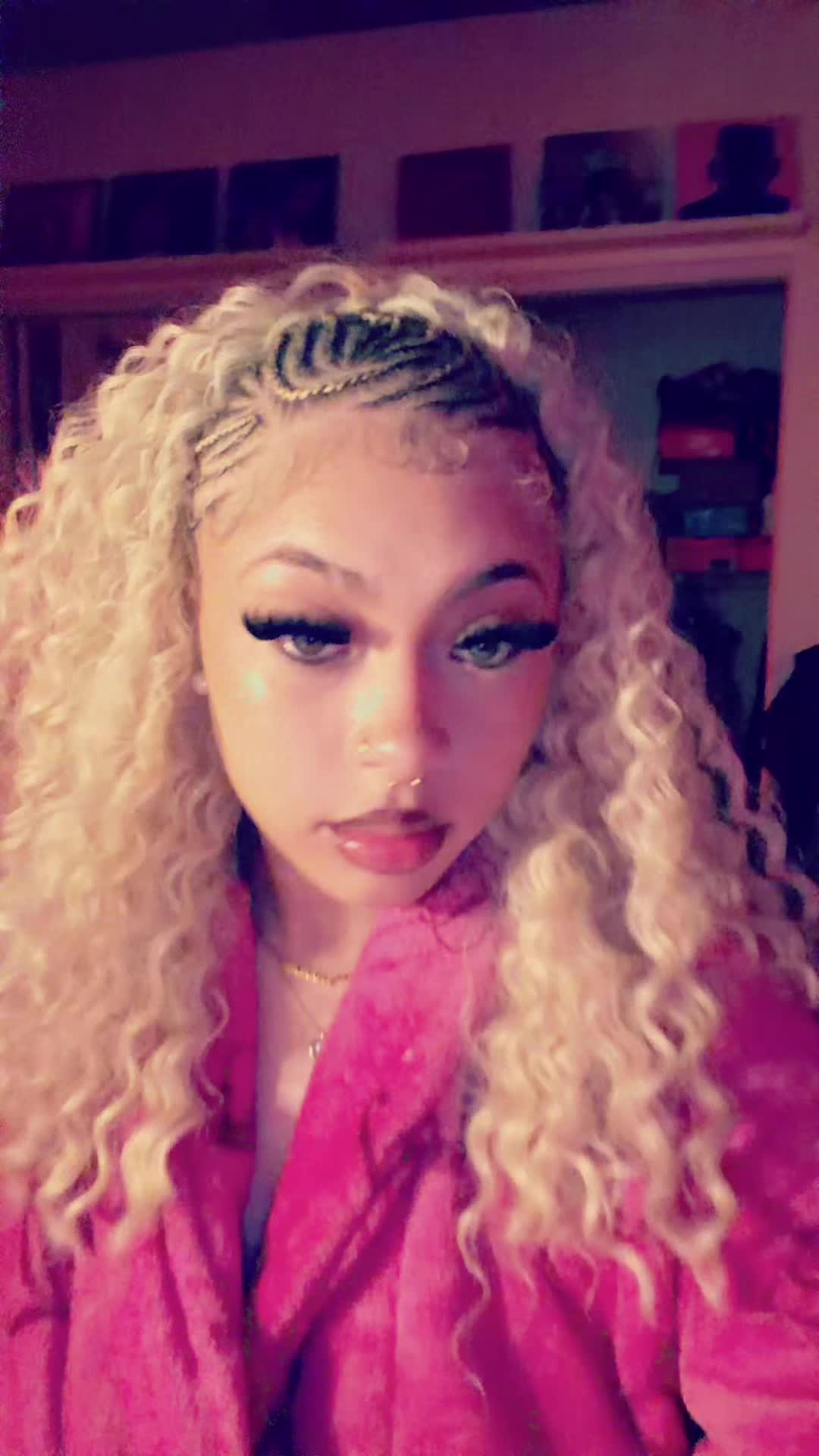 @layaaa