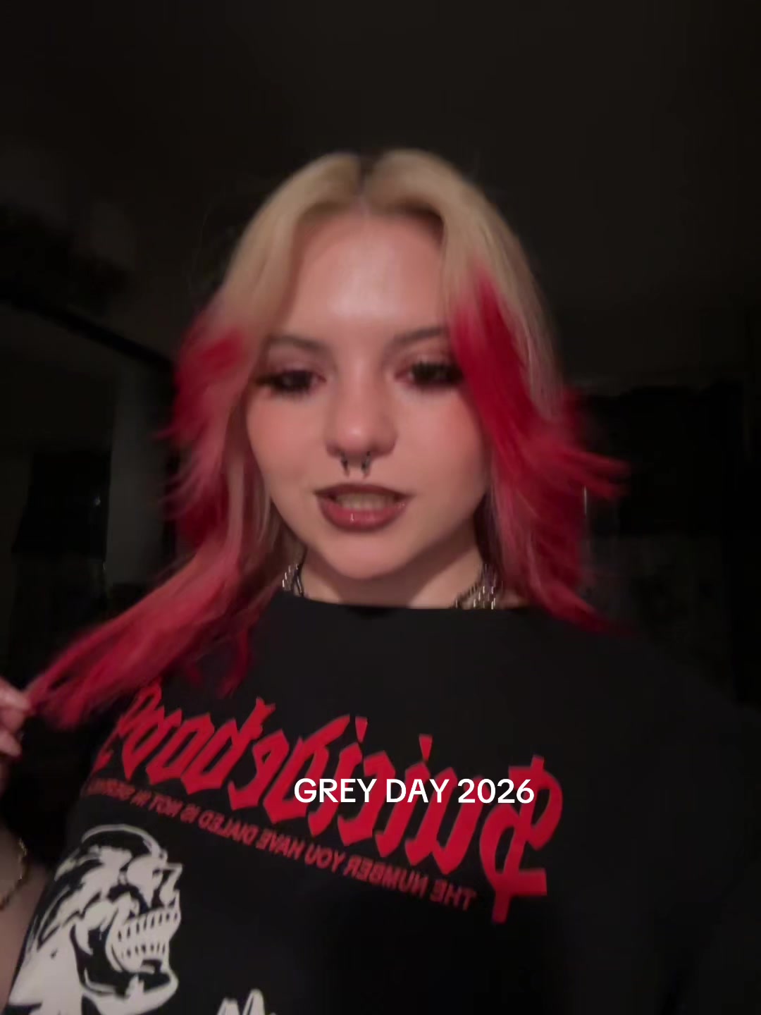 @:3