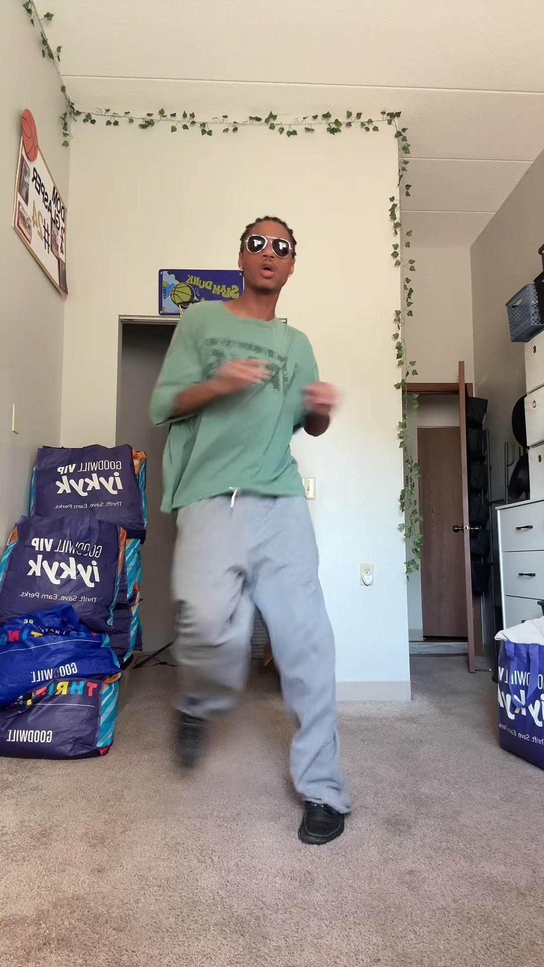 @Jxniorr