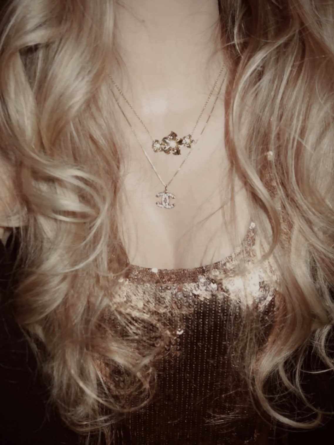 @𝒜.