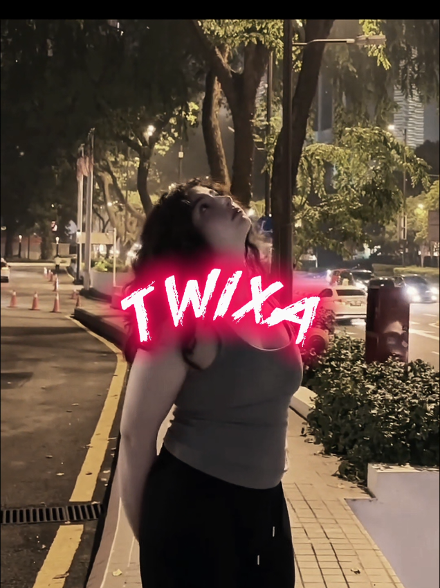 @💠 T  w  i  x  ā 🧸