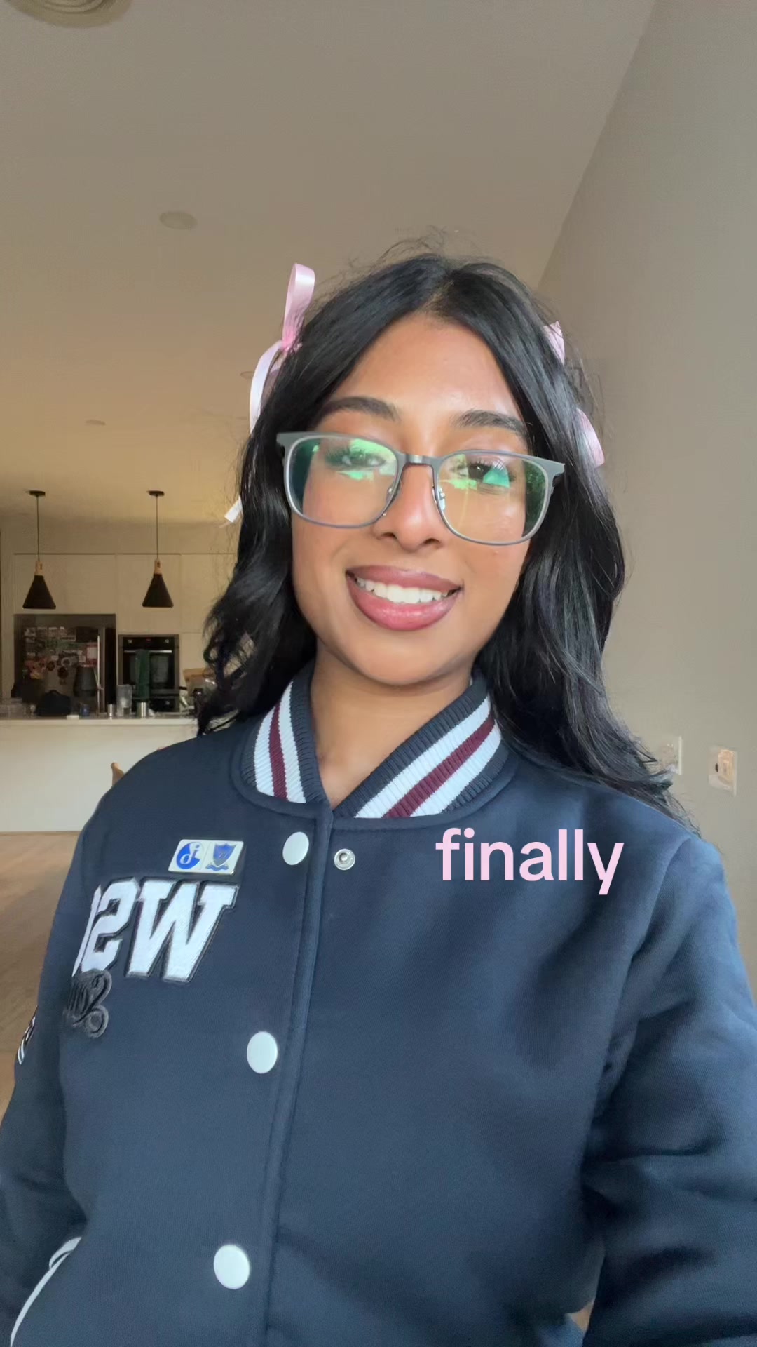 @🍨