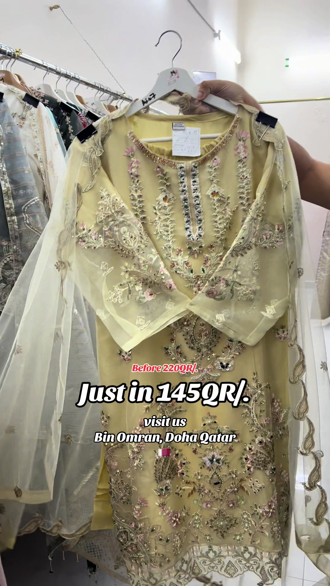 @Fouziadressboutique