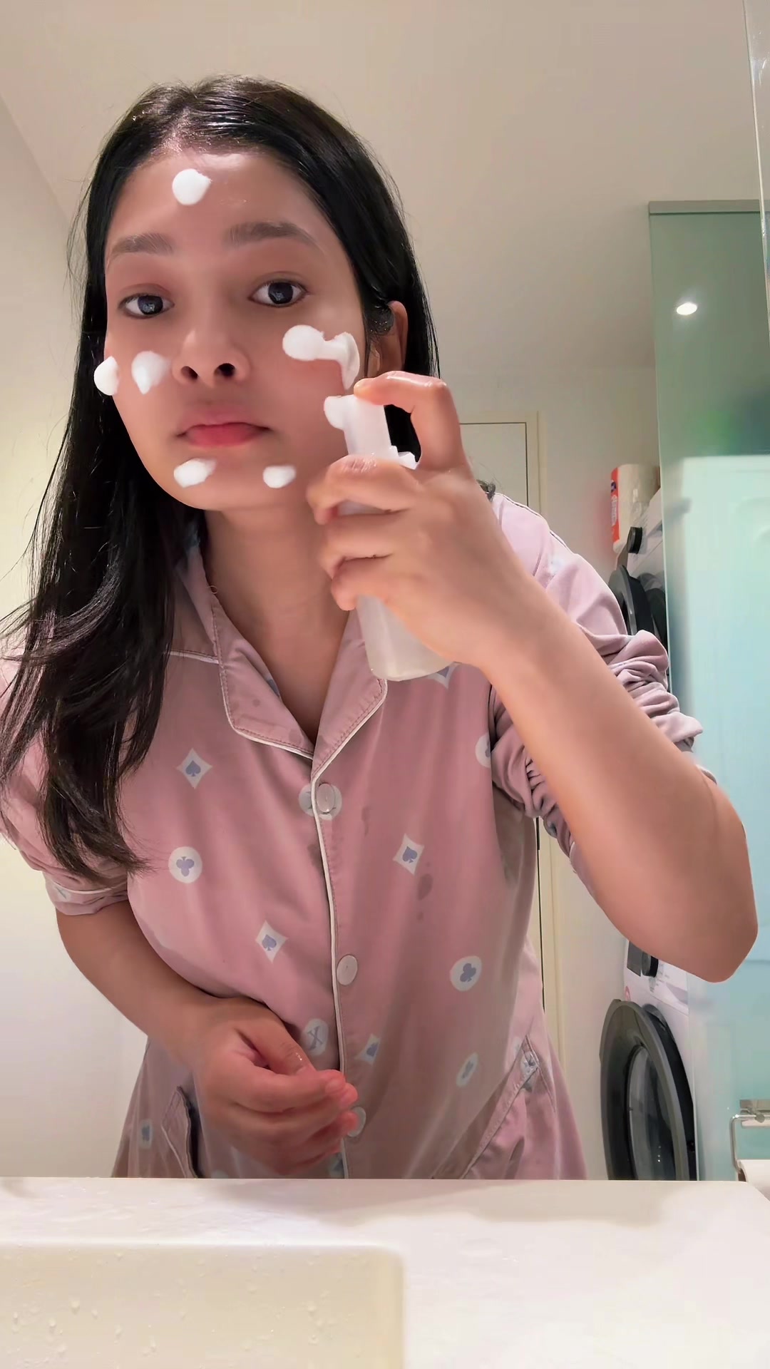 @A ᥫ᭡
