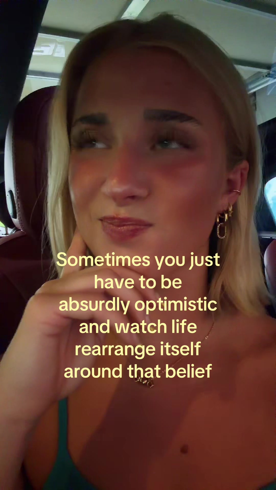 @theelliebarker