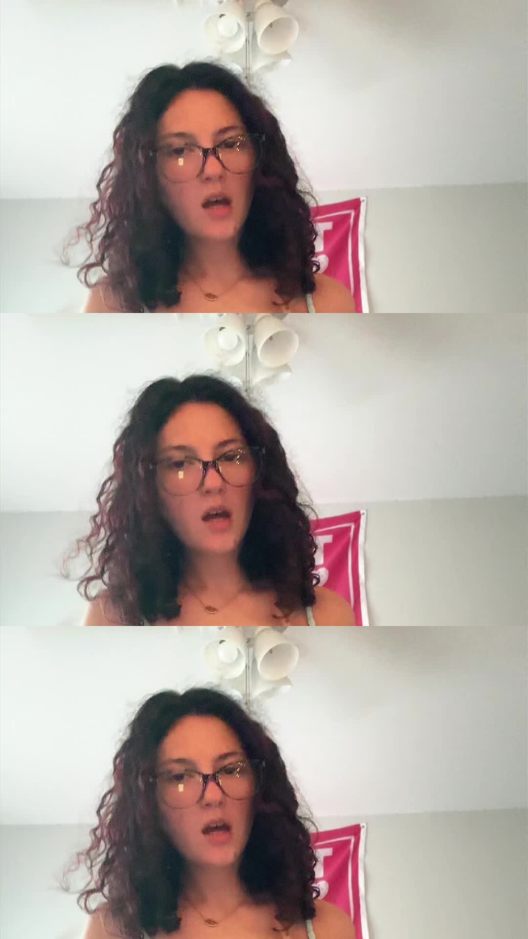 @ava🪽