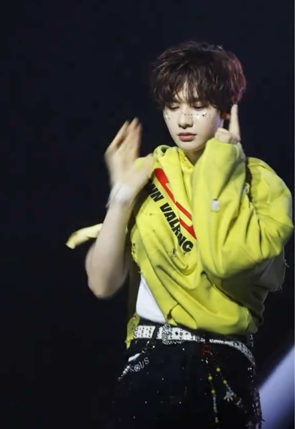@V:⤾·˚