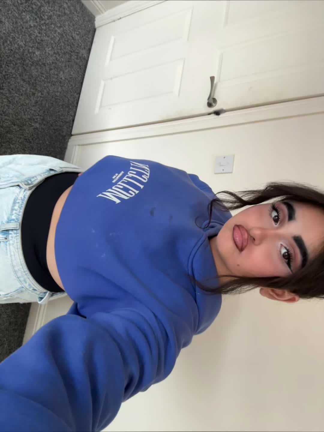 @Sh🅰️yili