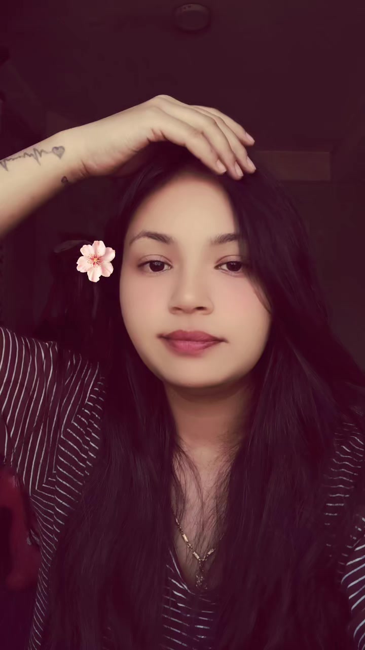 @𝓡𝓸𝔃𝔂🥰