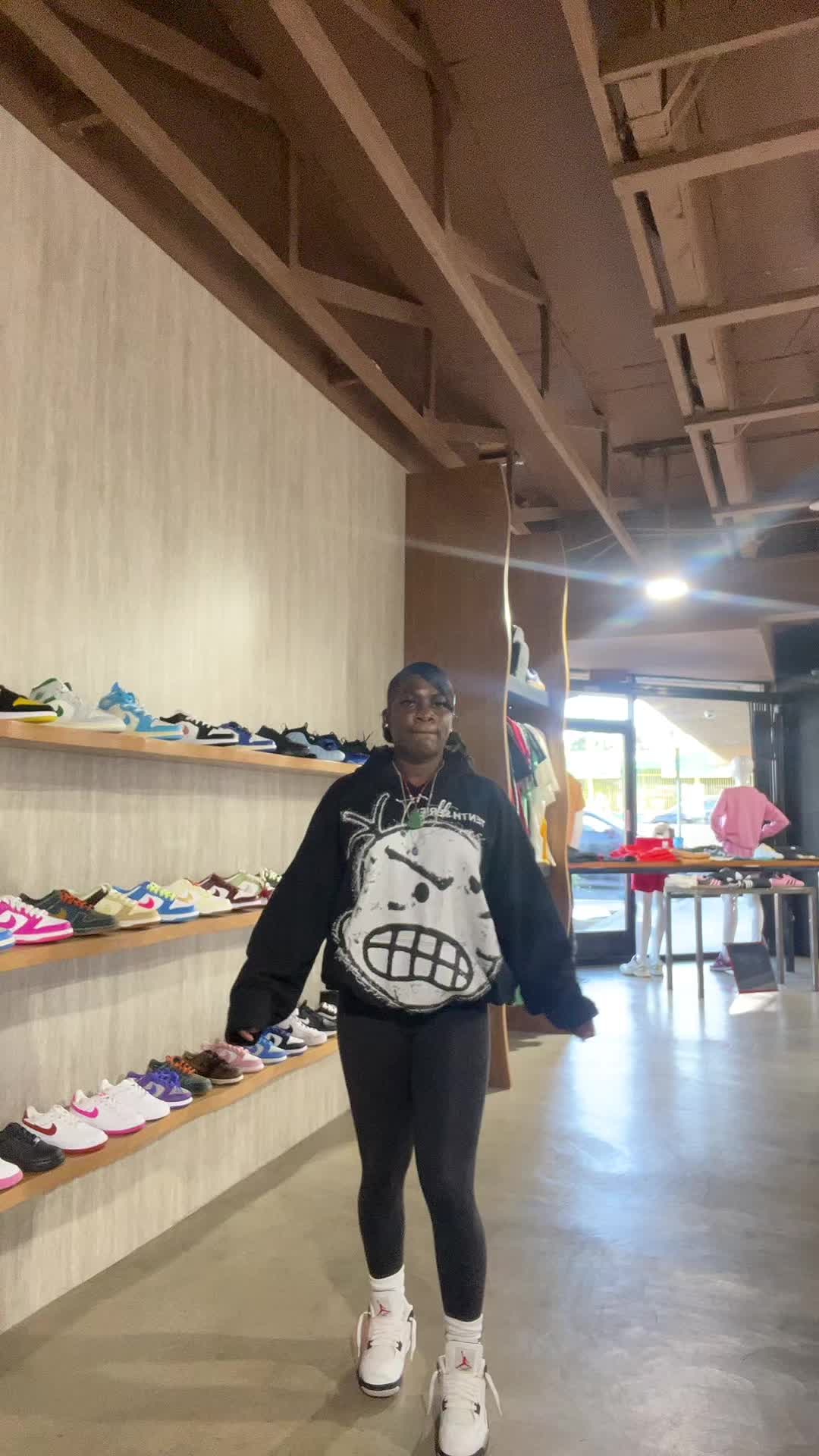 @Bonita Mia ๐๐
