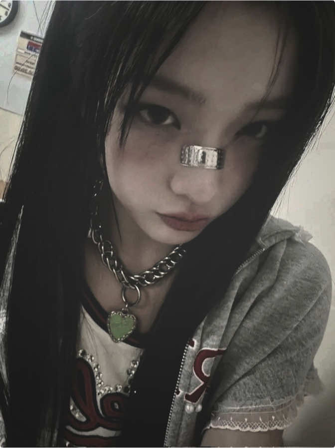 @๐๐๐
๐๐๐ โฉ iroha verr โฉ