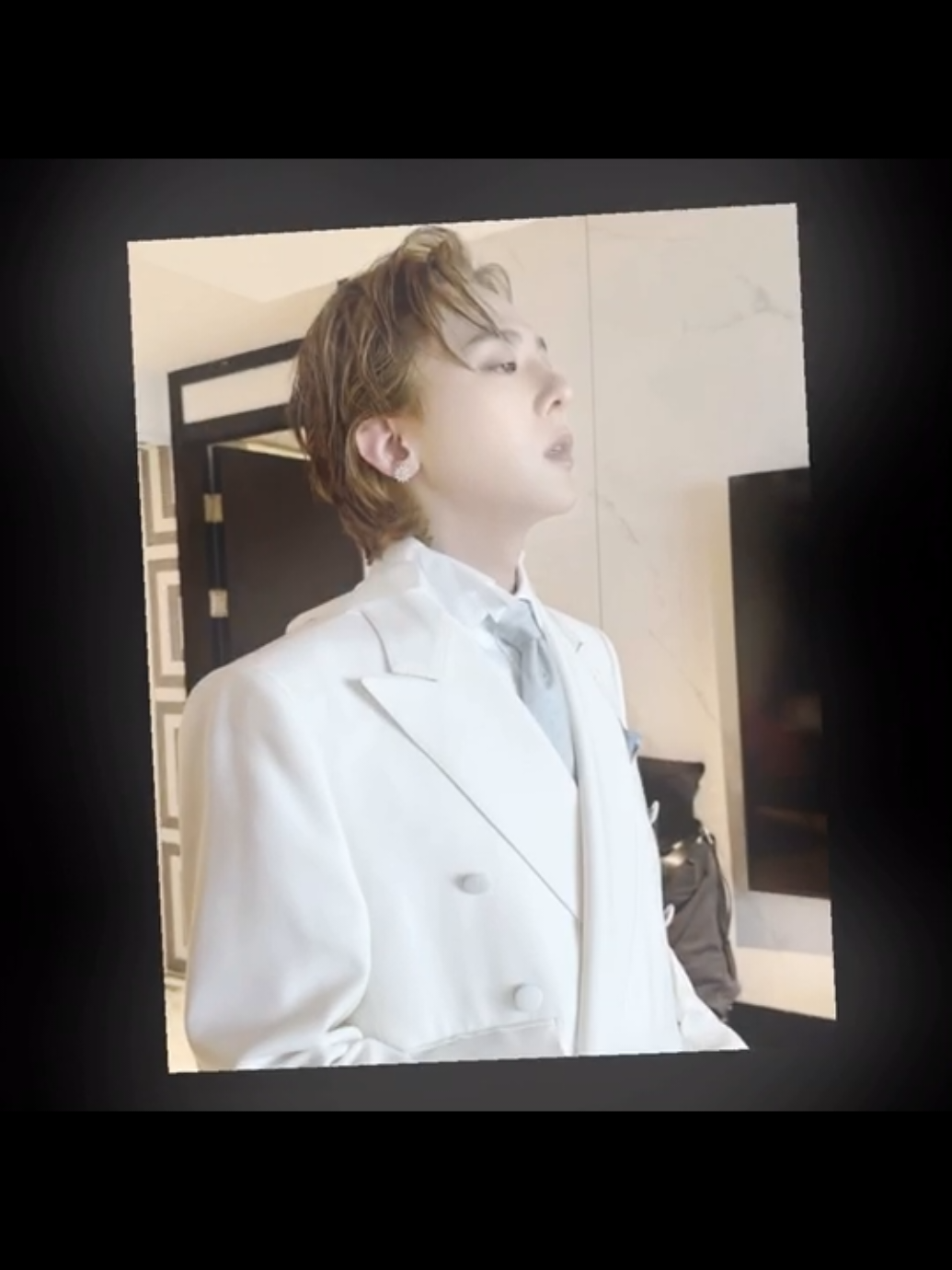 @๐๐ก๐๐ซ๐ฅ๐จ๐ญ๐ญ๐