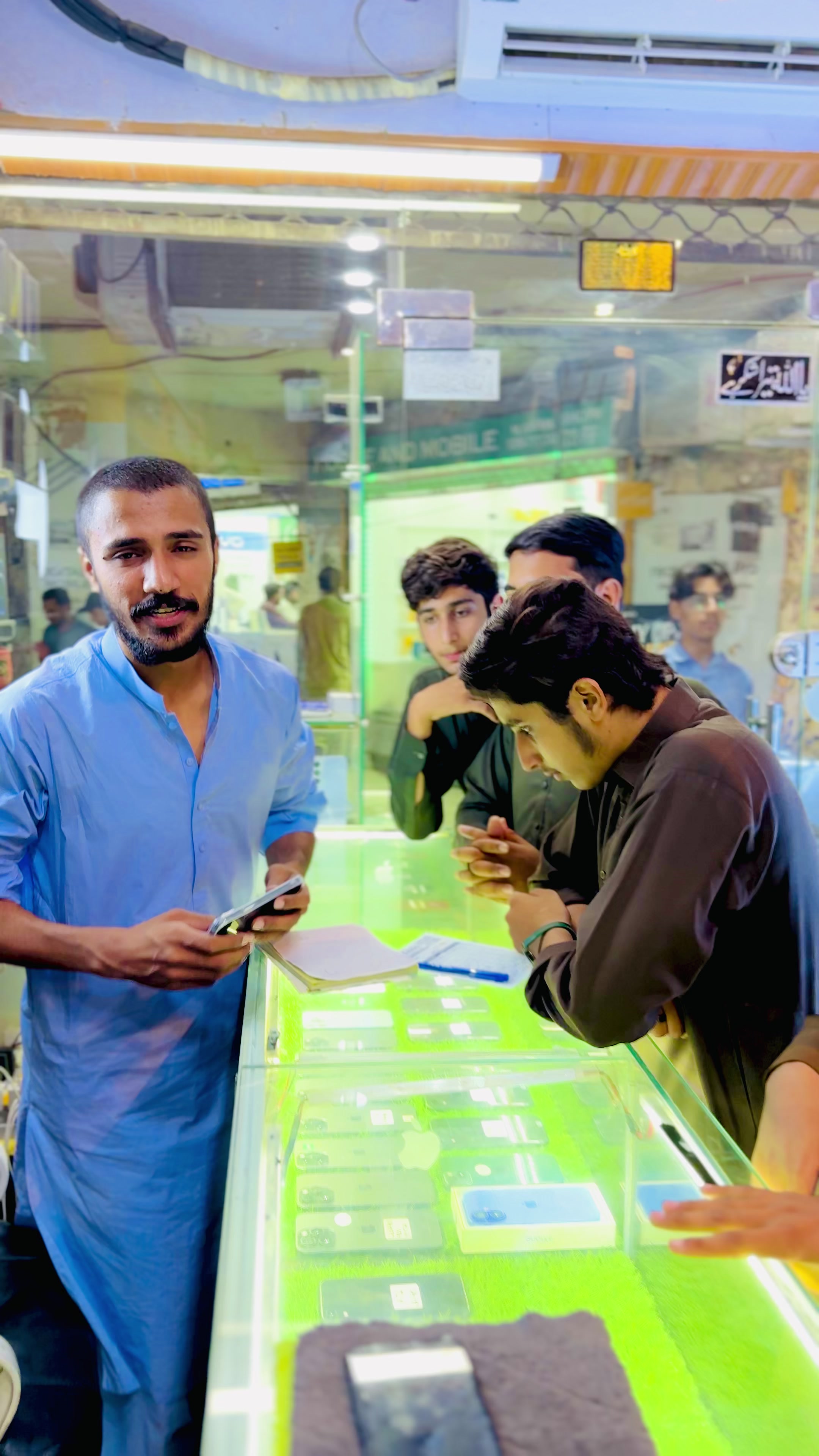 @Saad Mobiles Sargodha 