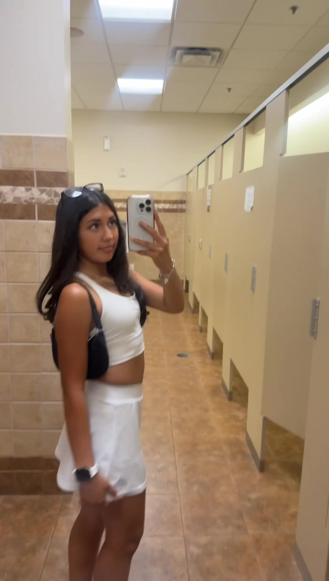 @⊱✿⊰