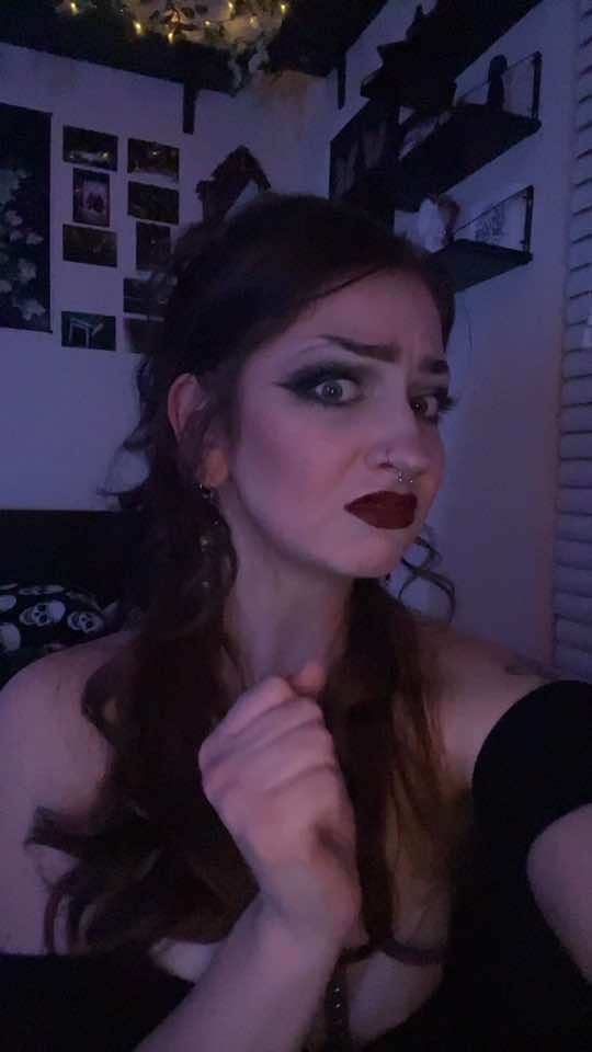 @:D