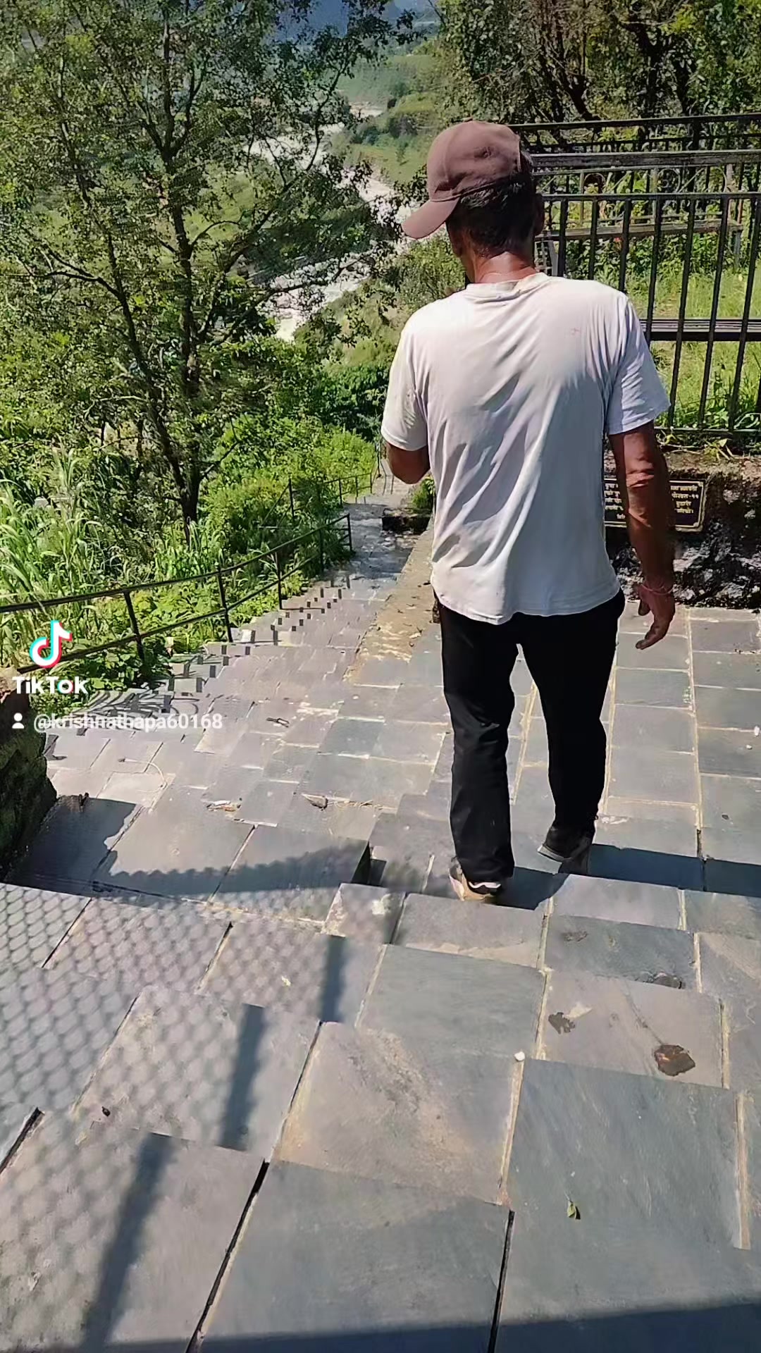 @किष्ण🙏थापा🏆️पोखरा
