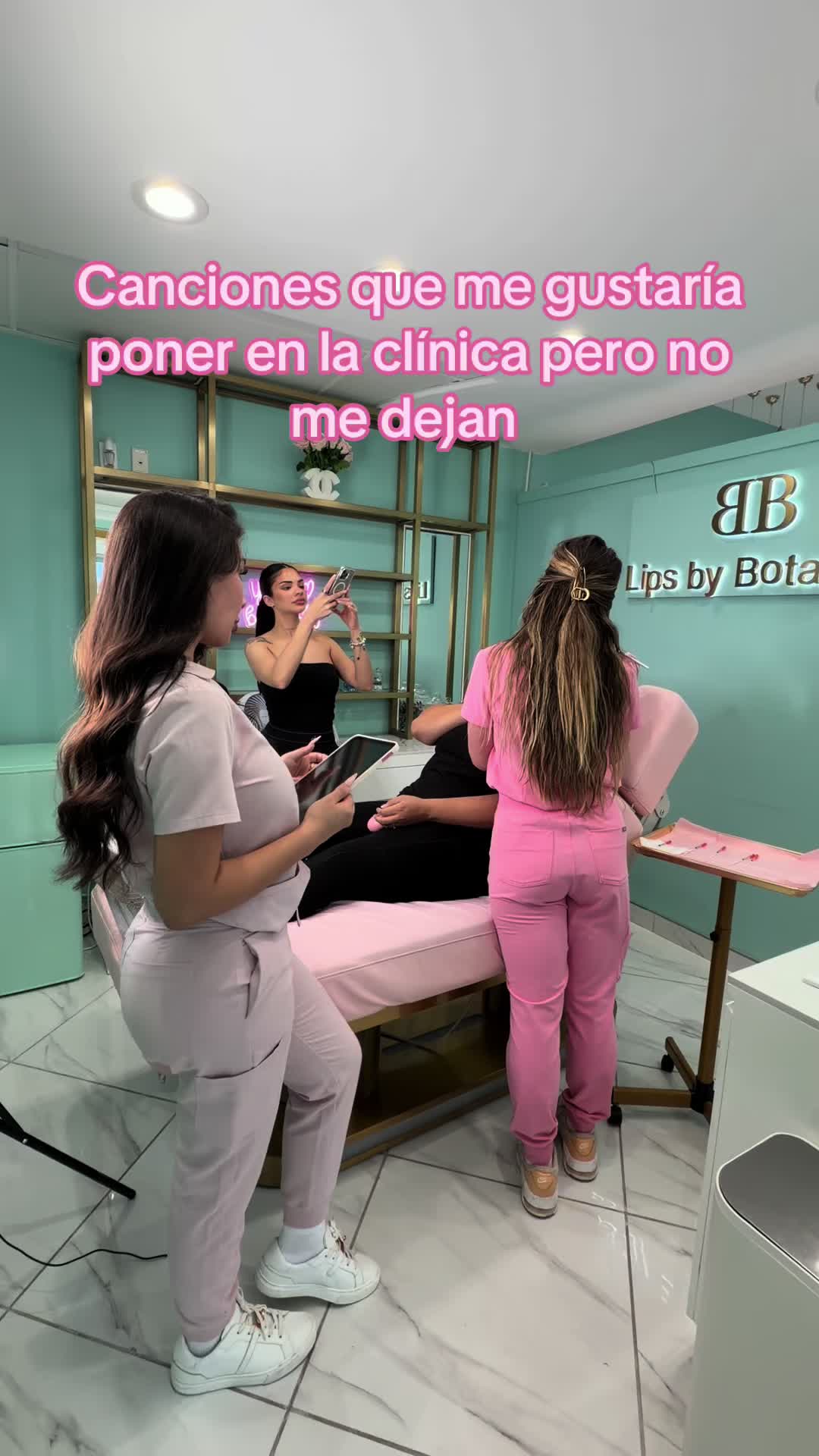 @Karina Silva