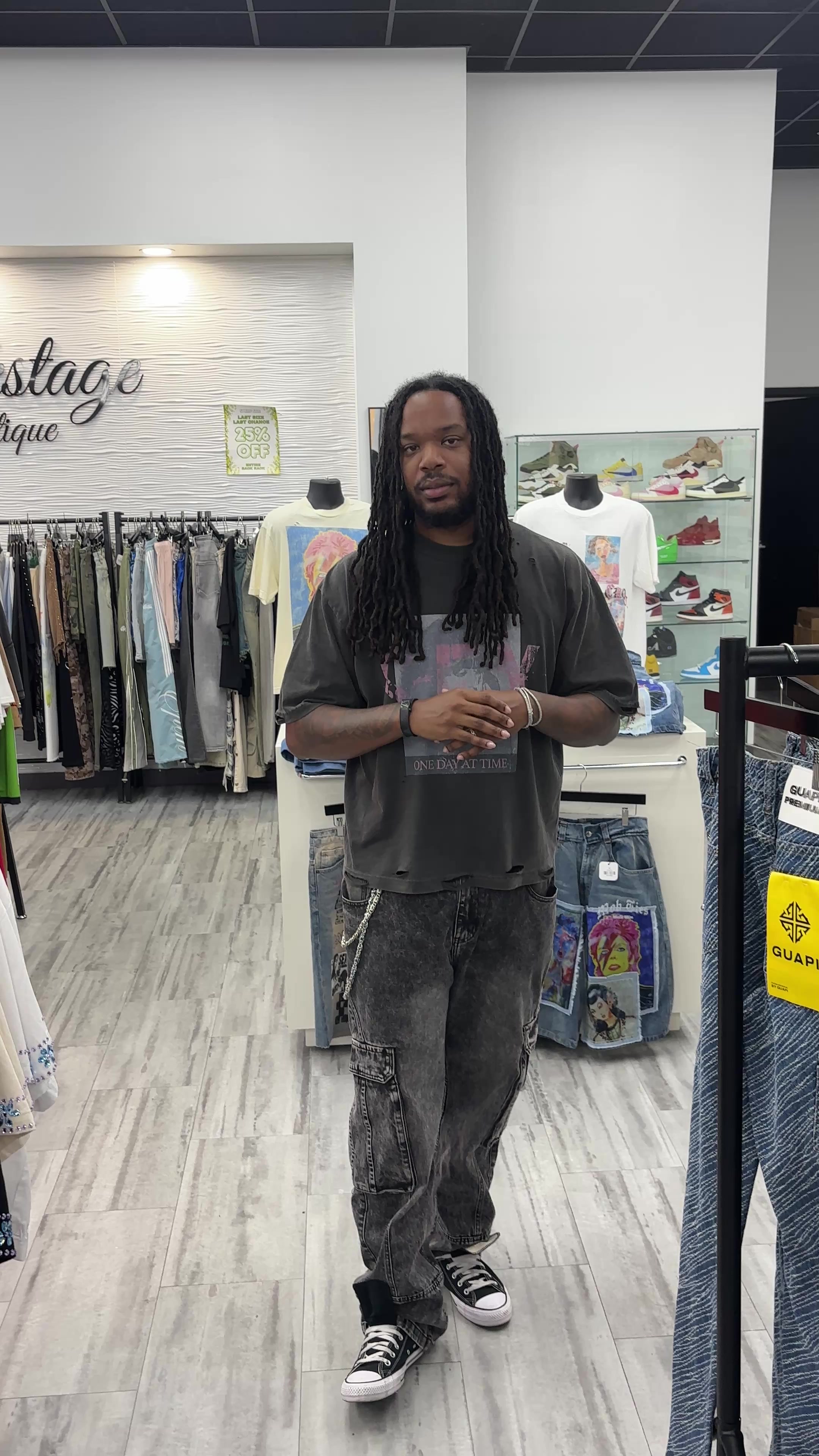@MOBTIES CLOTHING