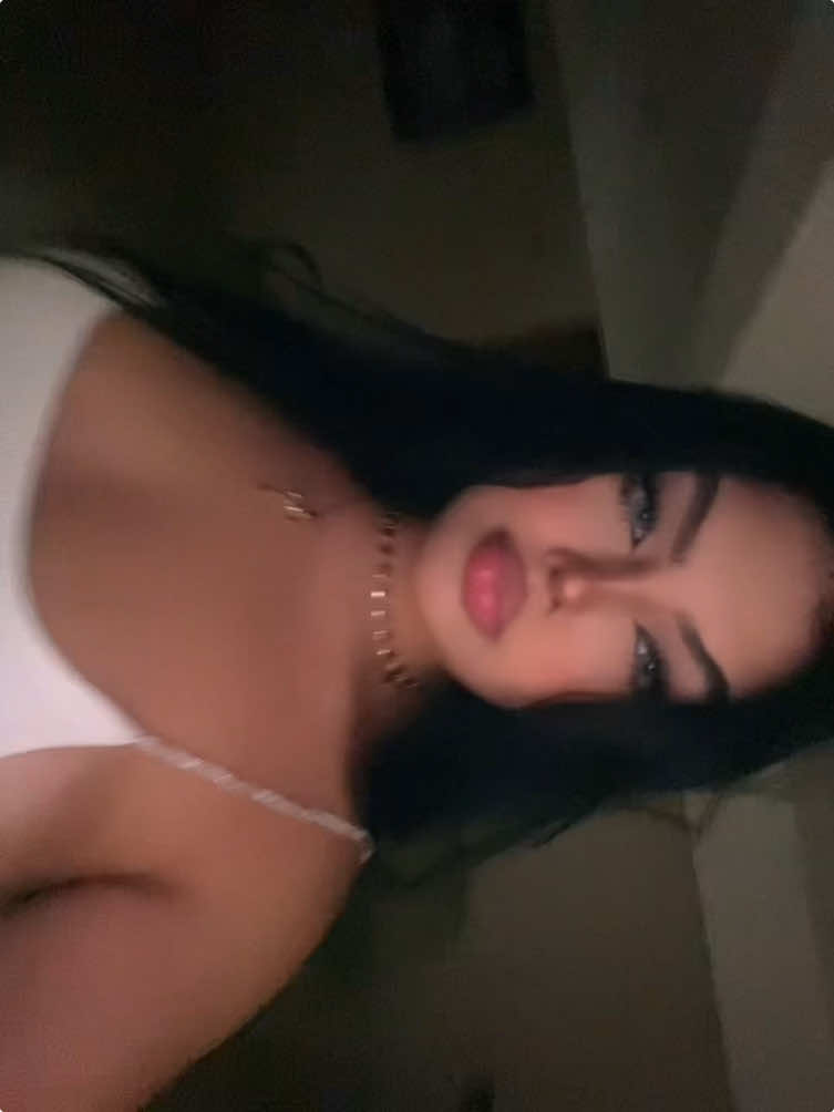 @Victoriaa