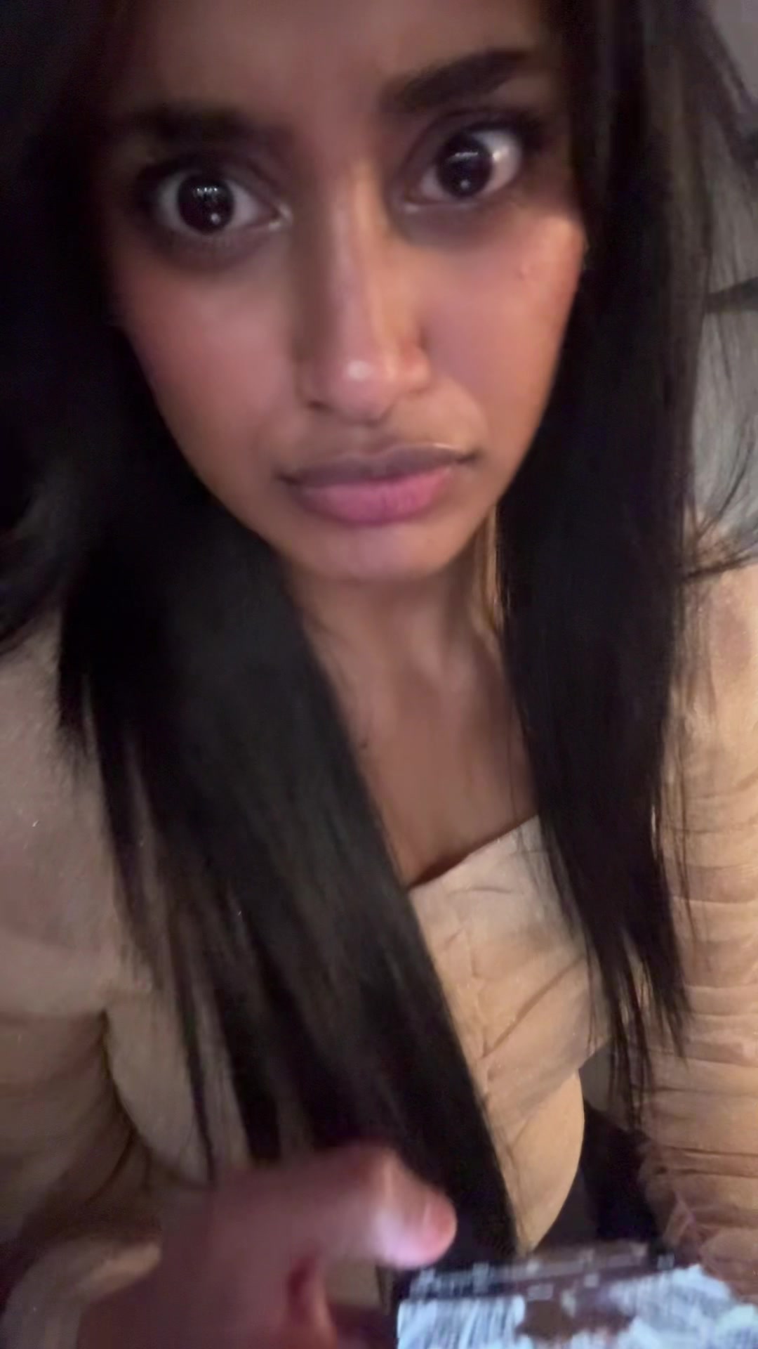 @anika