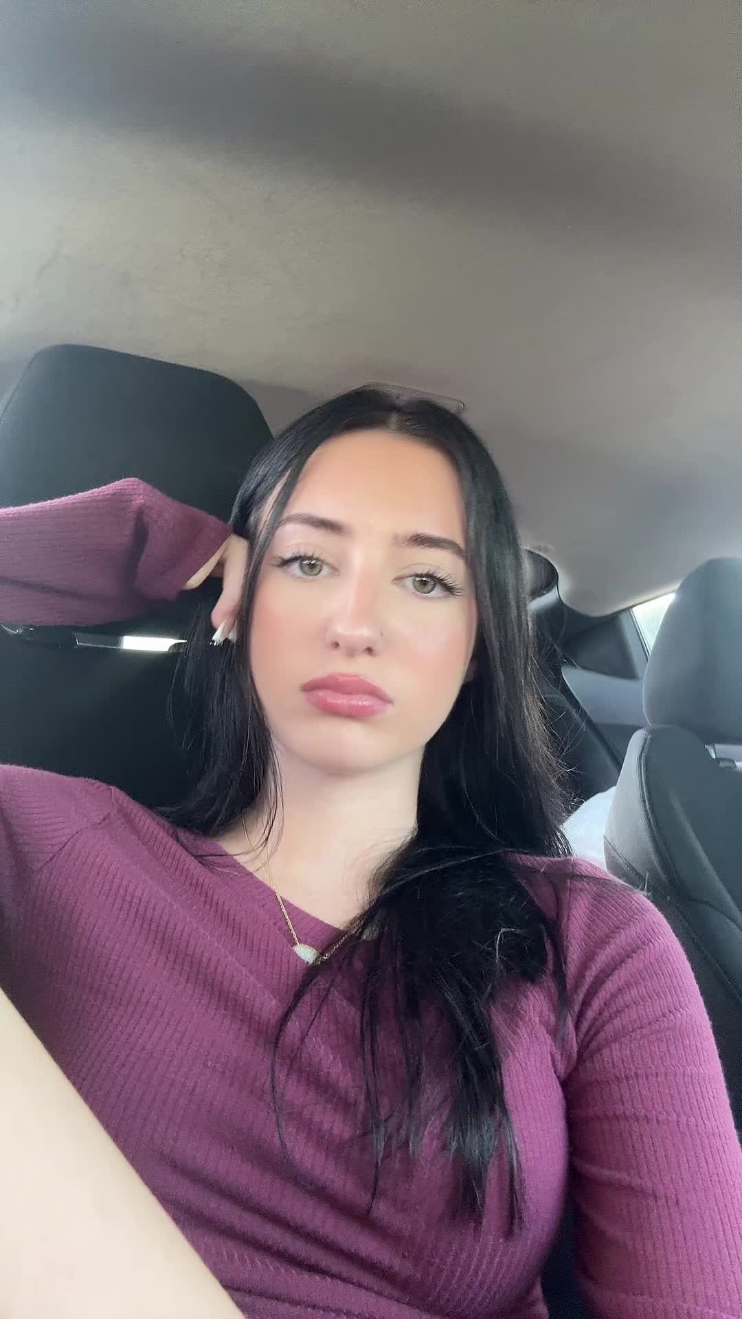 @bella