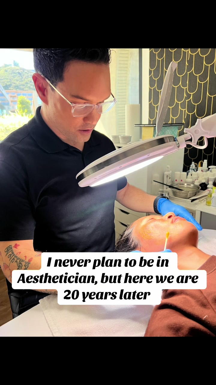 @Adult Acne and Aging Skin