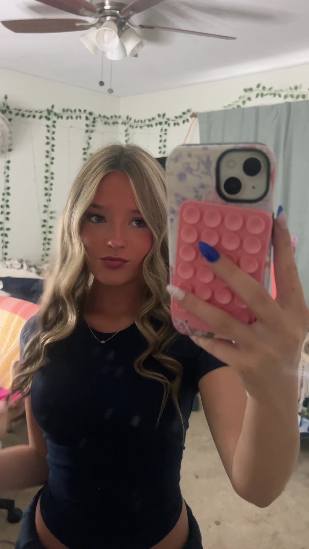 @kenlimariee