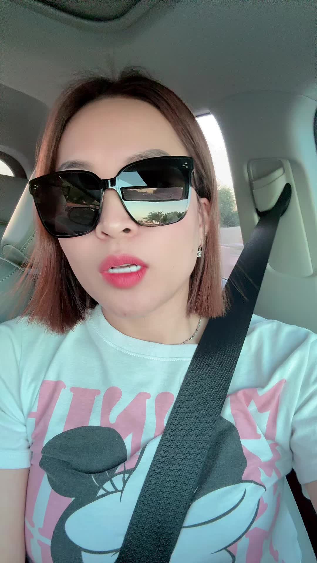 @Juliavan