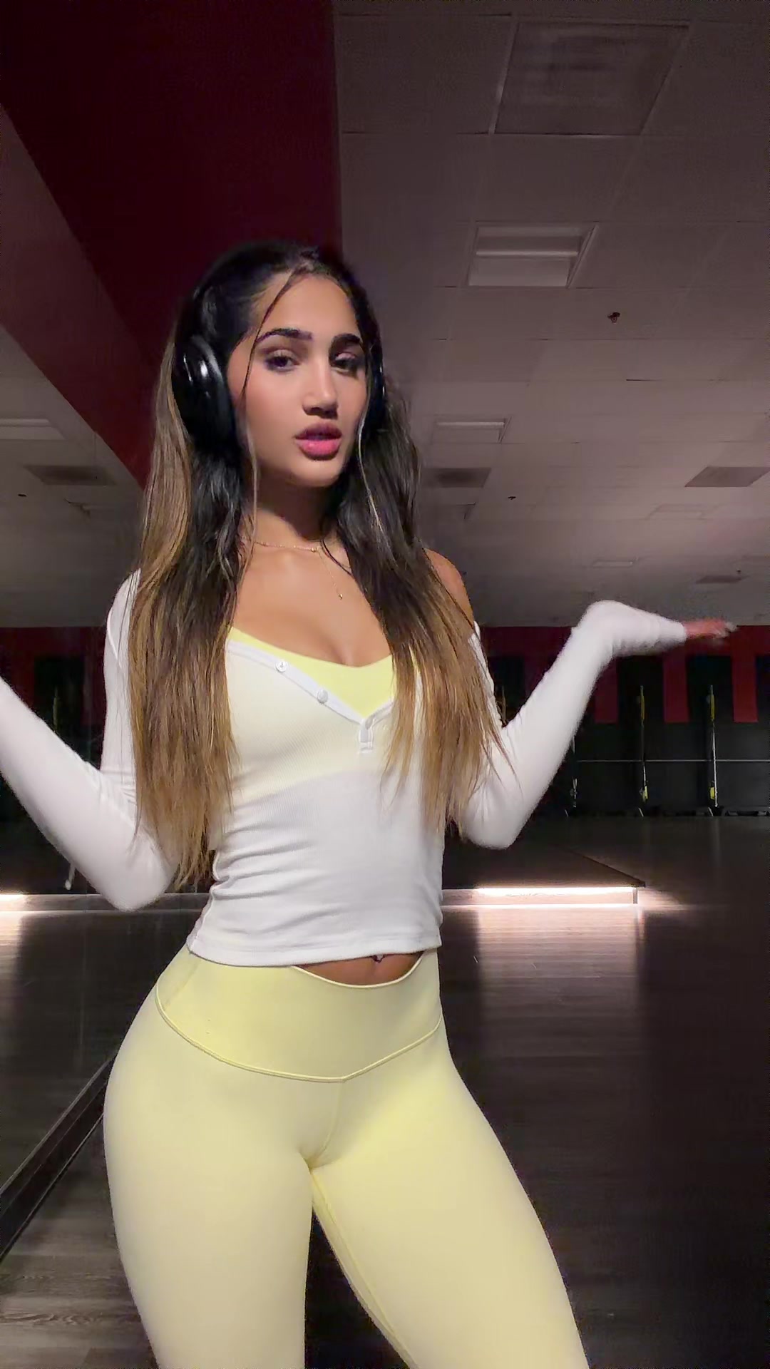 @niki