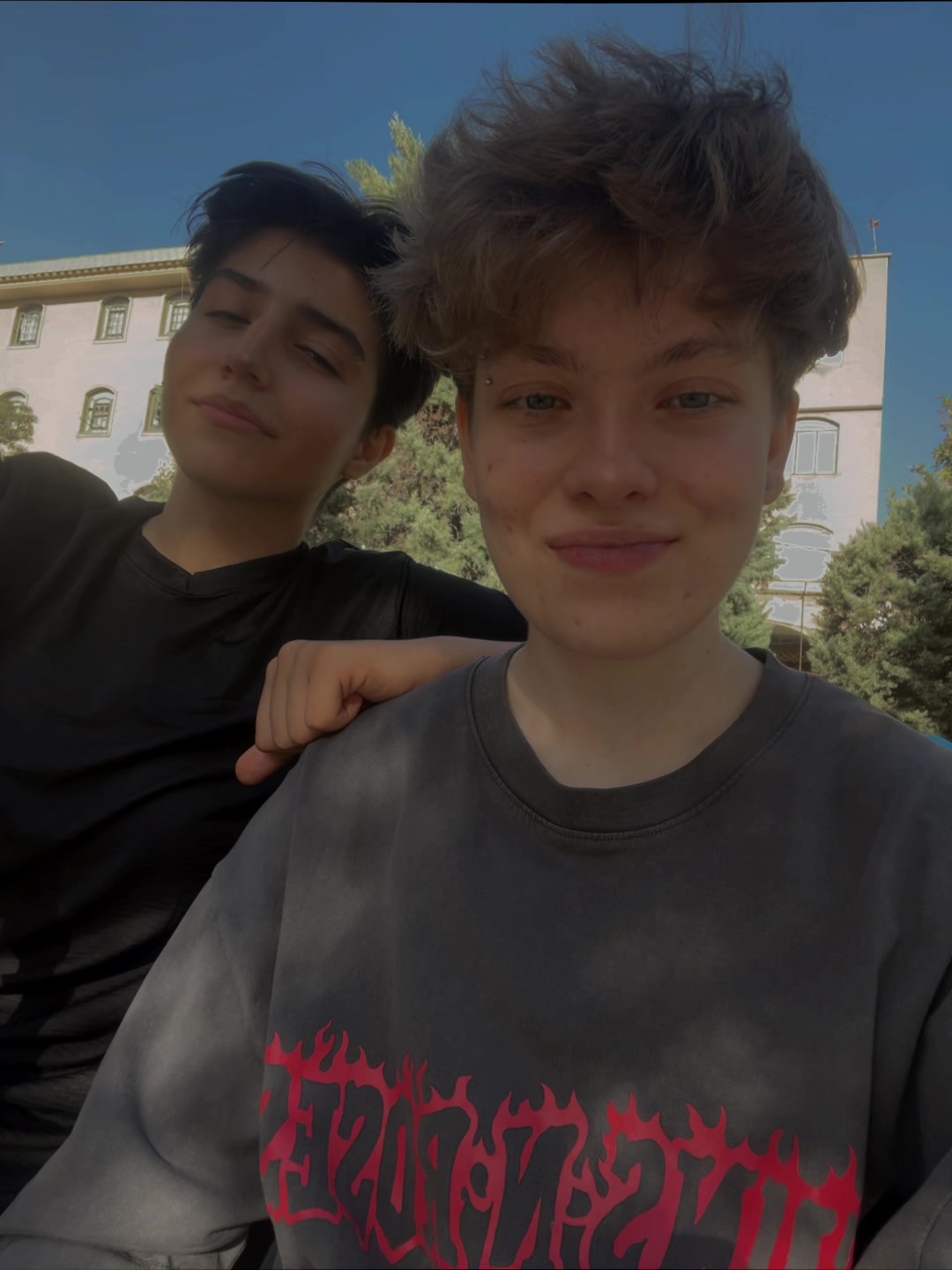 @ar2uwr
