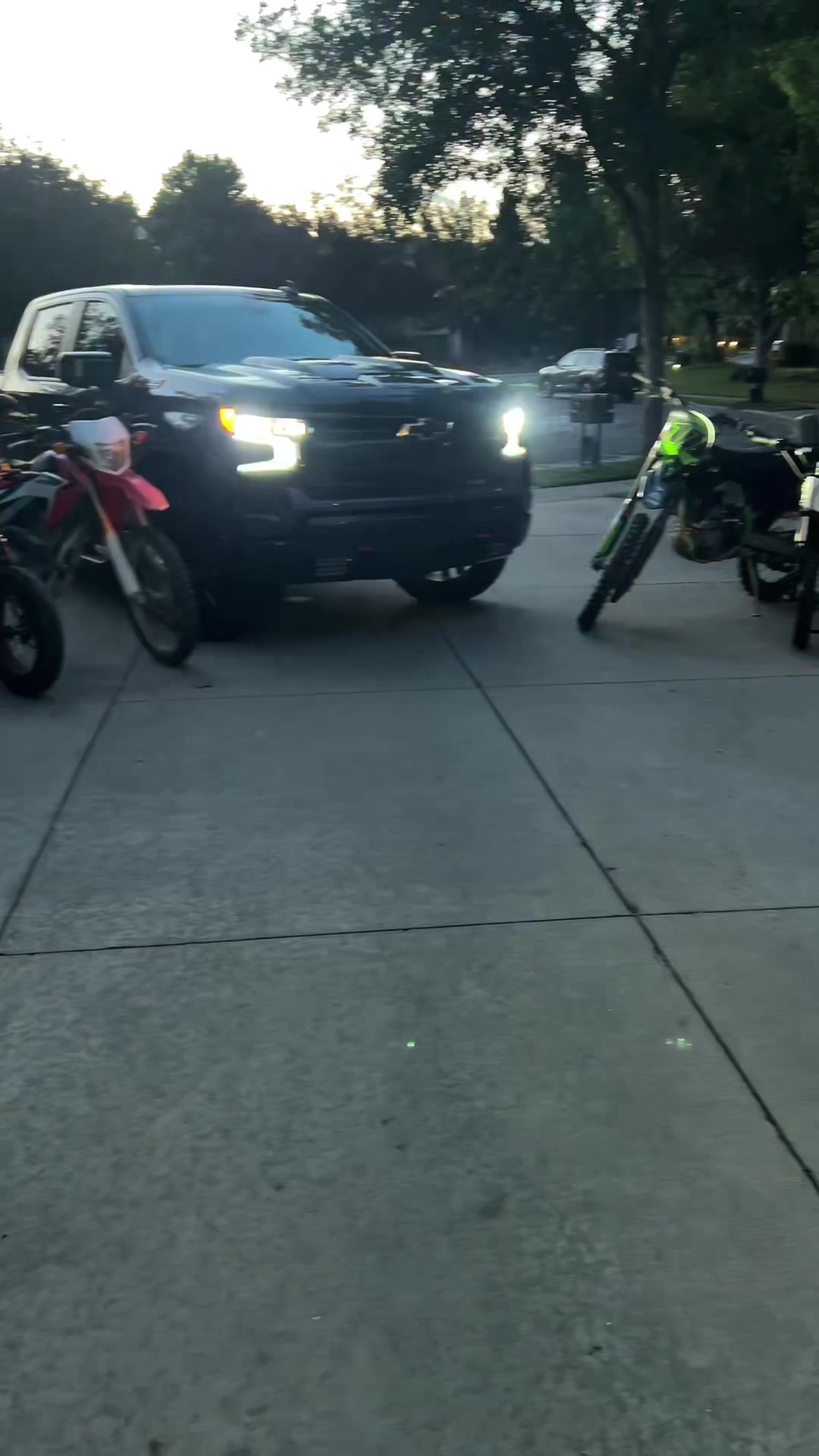 @52v_logan
