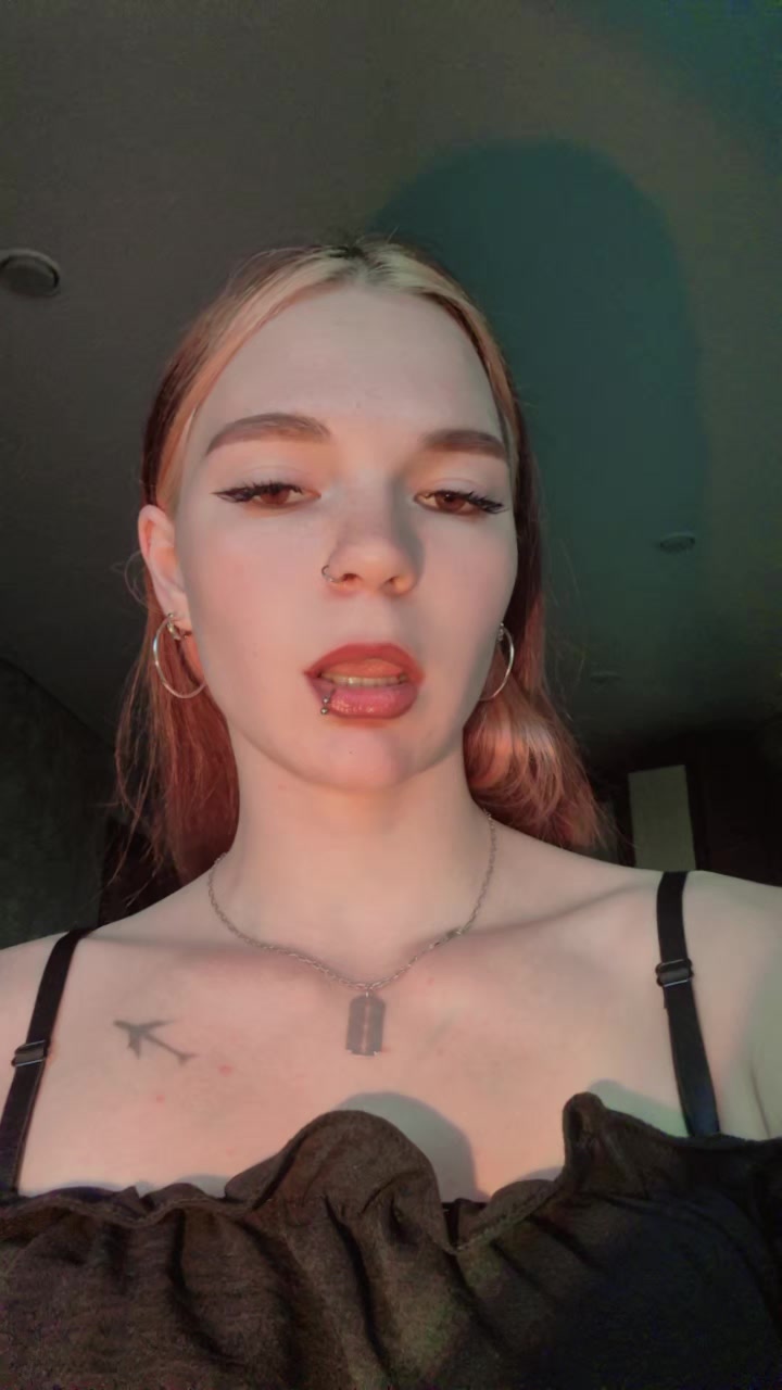 @Elisavetæ