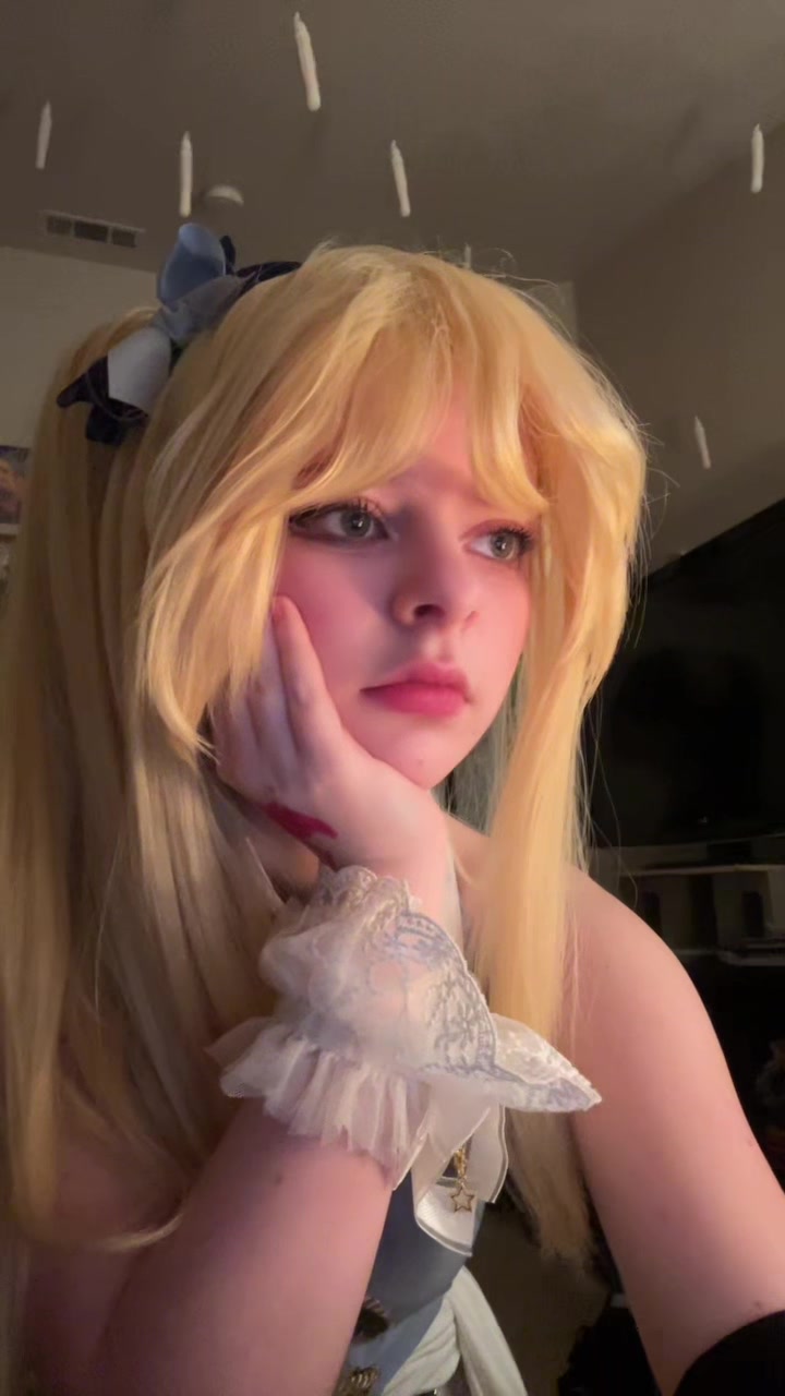 @⟡˚Scarlett˚⟡