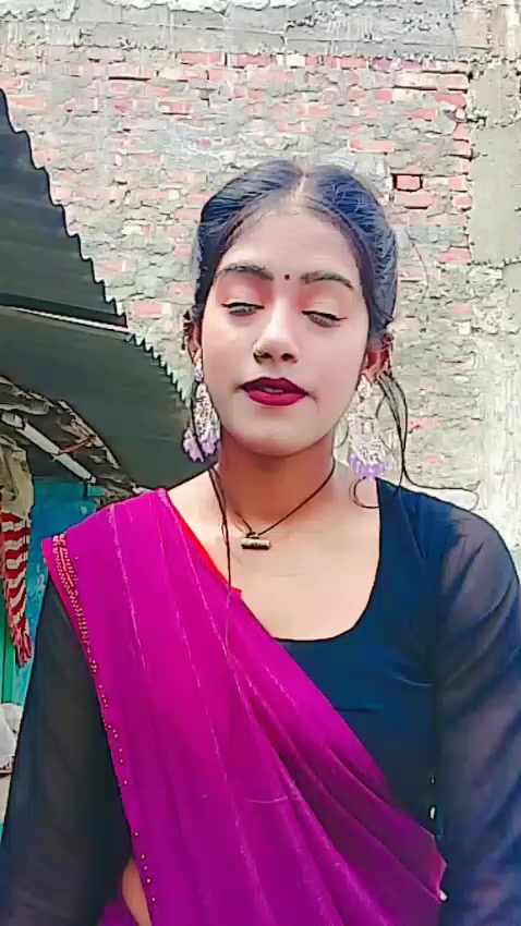 @👑राजकुमारी ࿐Q U E E N &lsquo; 👑🤩