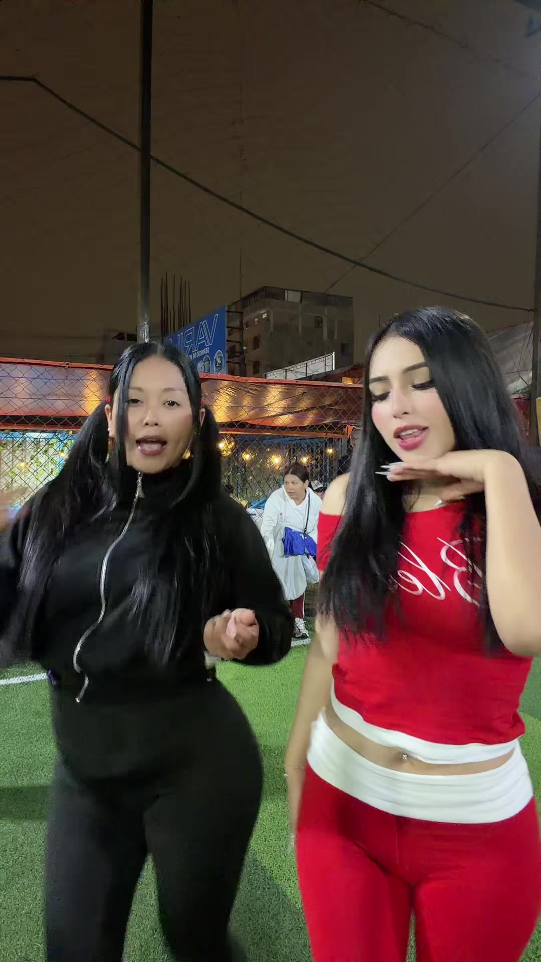 @Daniela Taquire🦋