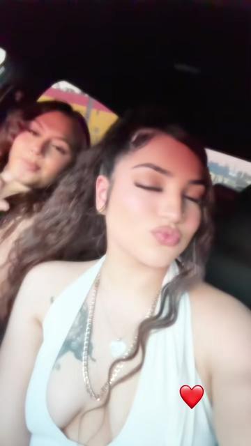 @Angie 🤍